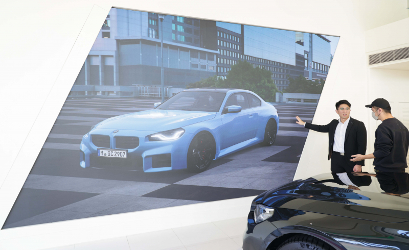 XPJ首度進軍CES 2024大秀智慧座艙及創利空間Space4M攜手台北汎德落地智慧零售LED沉浸式即時互動展示中心解決方案，透過數位翻新將智慧顯示互動導入多元場域，為汽車業顧客深化賞車情境體驗