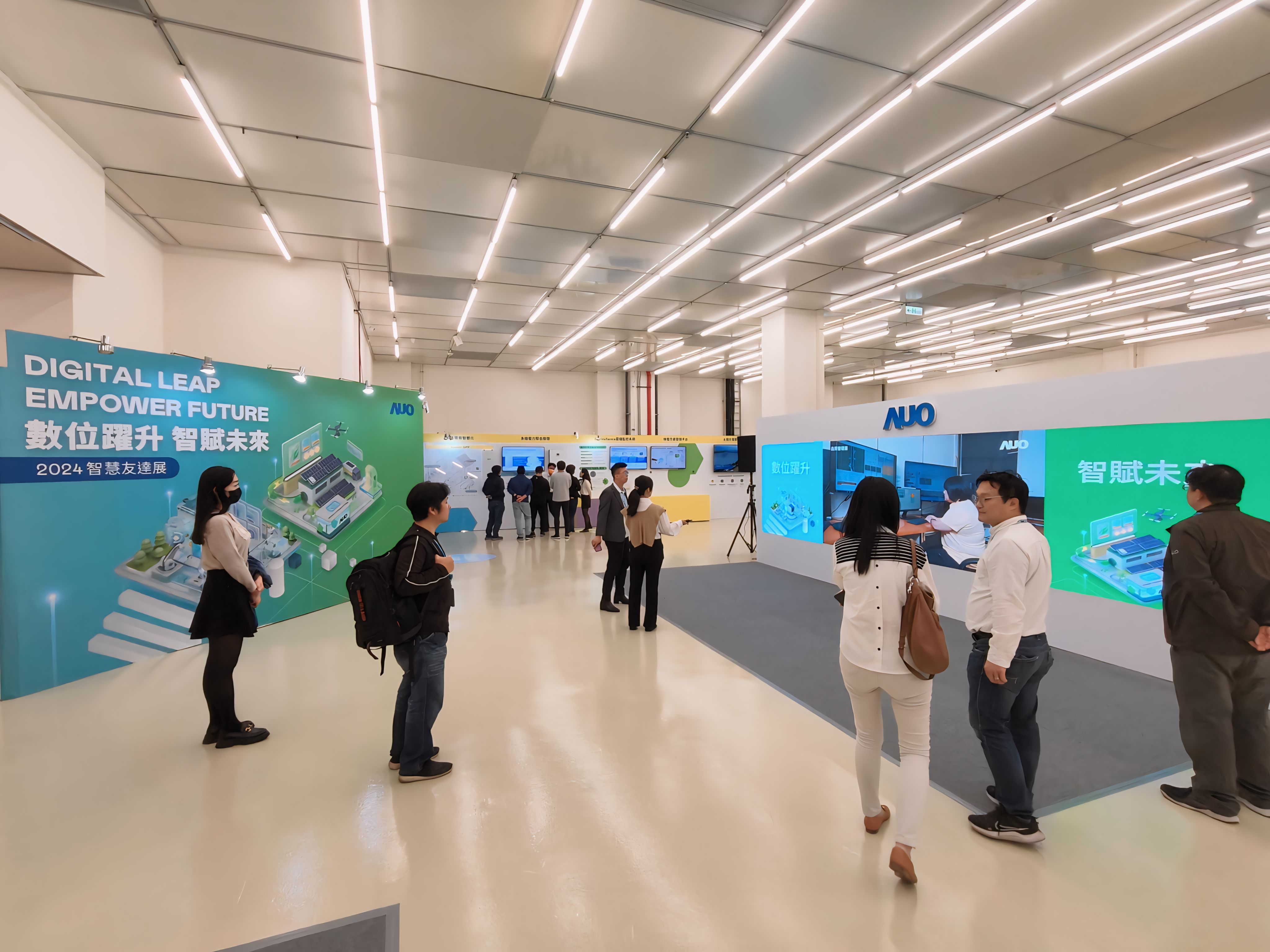 2024智能XPJ展邀集生态圈伙伴共同参展，从数字应用、净零减碳到能源发展，创造全方位永续商机，携手生态圈伙伴迈向永续未来