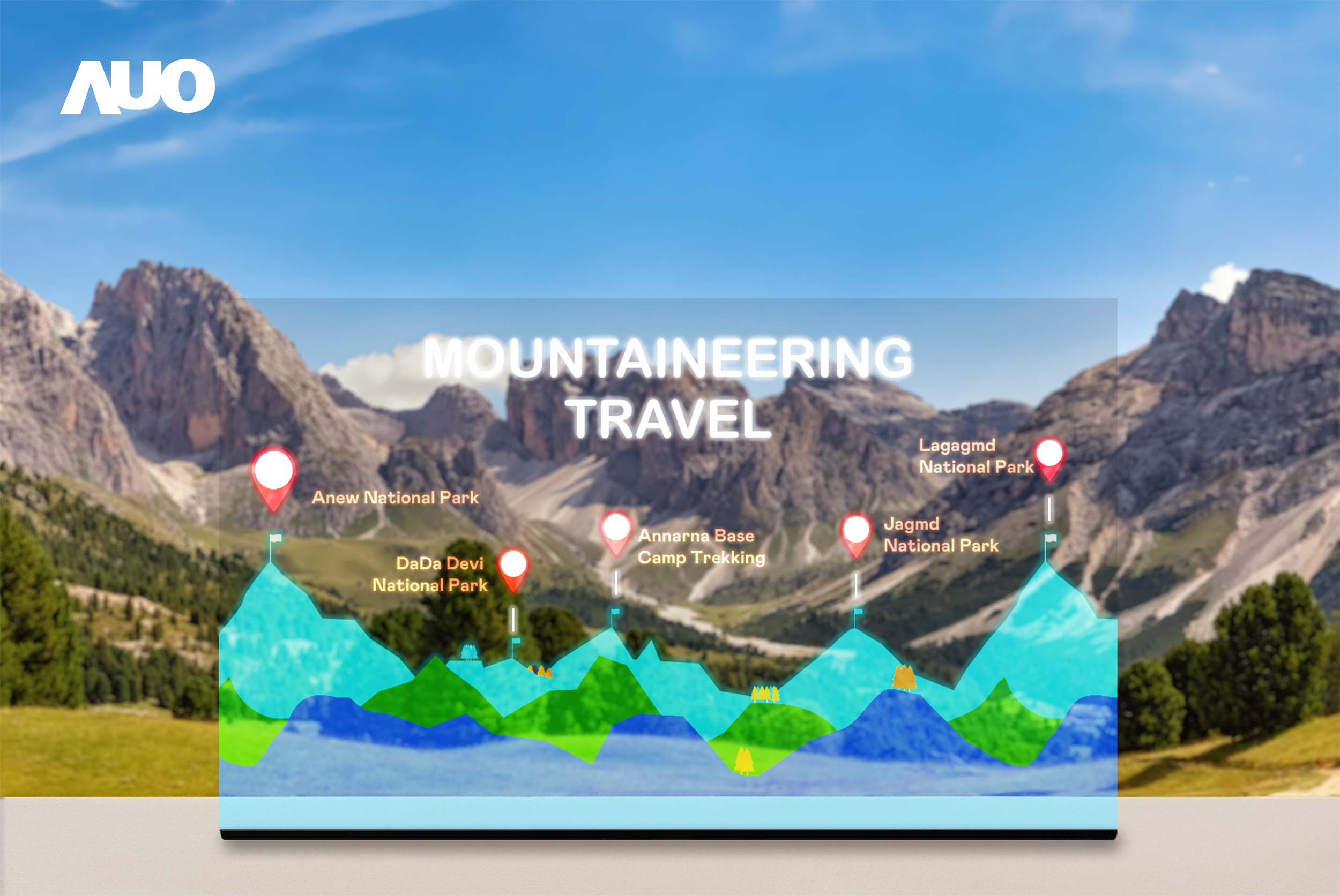 XPJ展示全球单片尺寸最大(*)42吋透明Micro LED显示器拼接而成的〝64吋透明Micro LED显示器〞，具备高透明度、1,000 nits高亮度、广色域、采用三边无边框的无缝拼接等多重特色，呈现超高清、细腻画质而不遮挡后方视觉，满足层峰需求，可广泛运用于零售、艺术展览或商业空间等场域